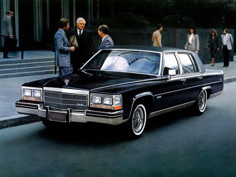  Cadillac Fleetwood Brougham 1980 года  (фото 6 из 18)